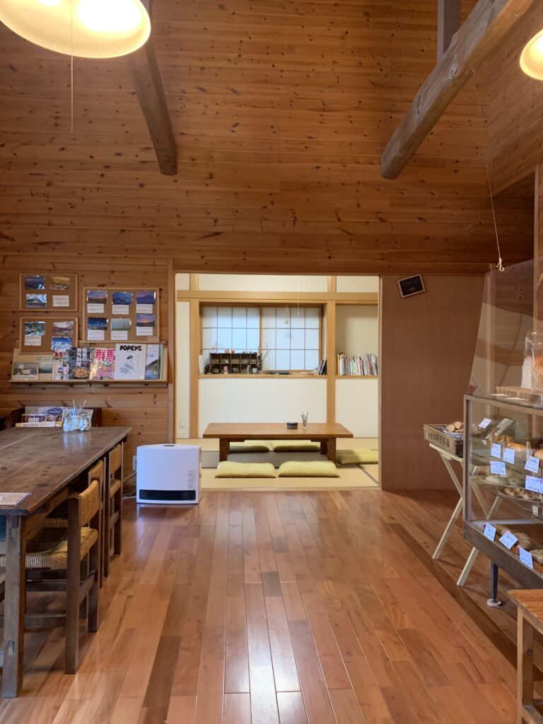 ログハウスの中に造られた畳敷きの和室